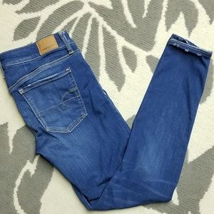AE Medium Wash Jeggings